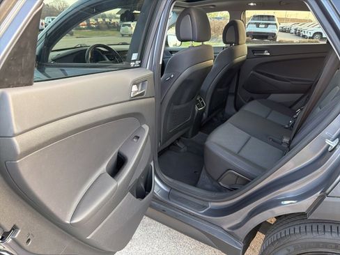 Used 2017 Hyundai Tucson Night image 9