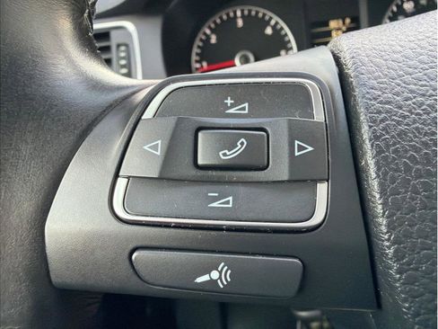 Used 2013 Volkswagen Jetta TDI FWD image 17