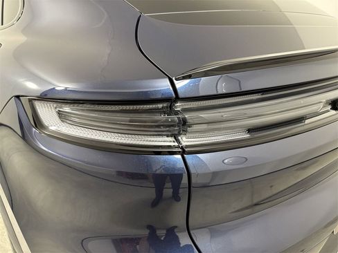 New 2026 Porsche Cayenne S image 18