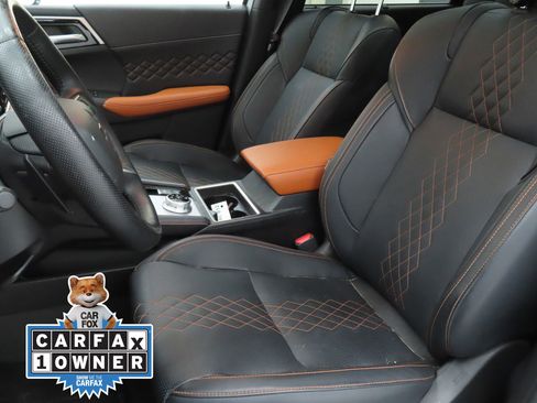 Used 2024 Mitsubishi Outlander SEL image 10