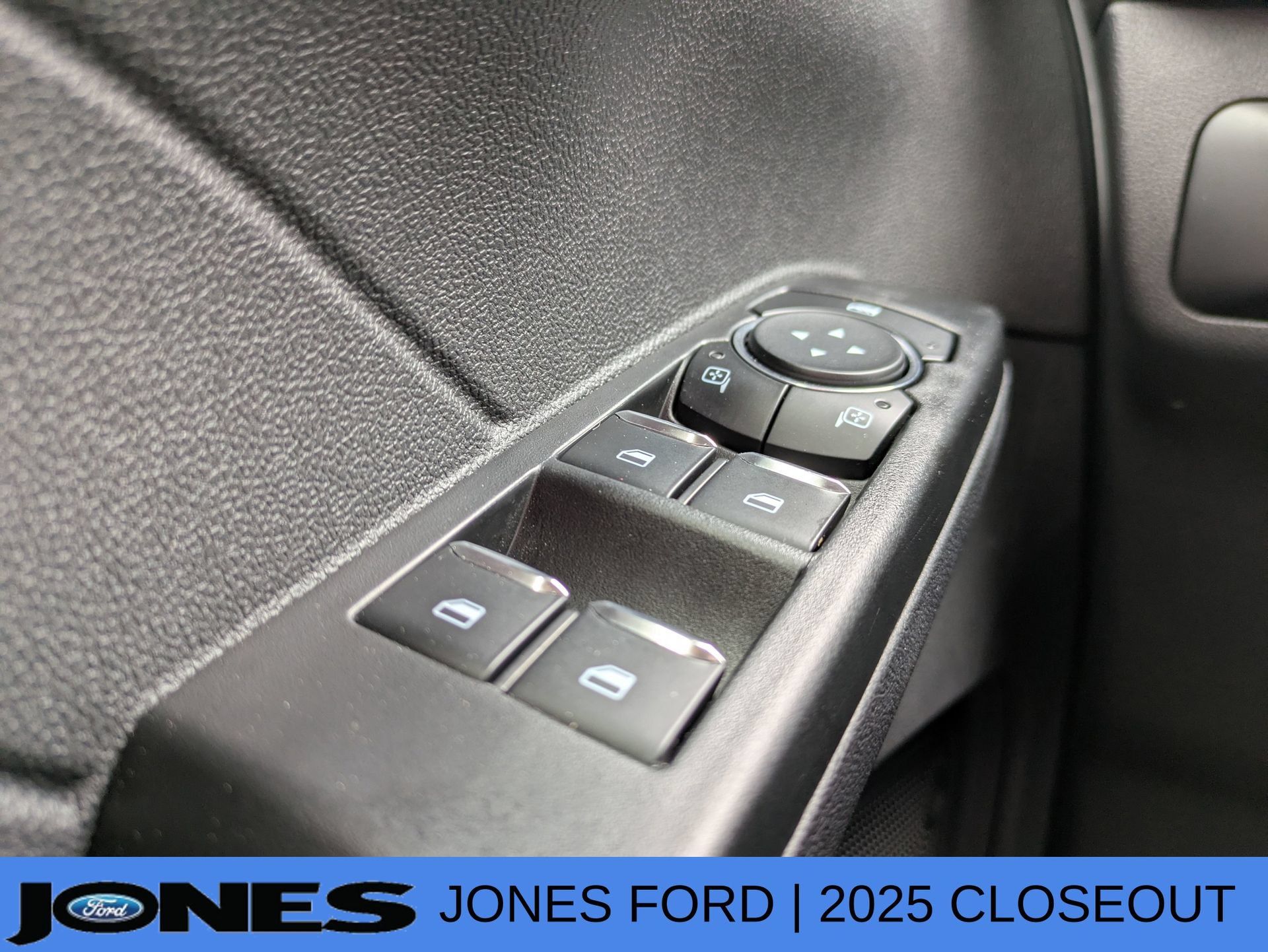 New 2025 Ford Escape Active FWD image 24