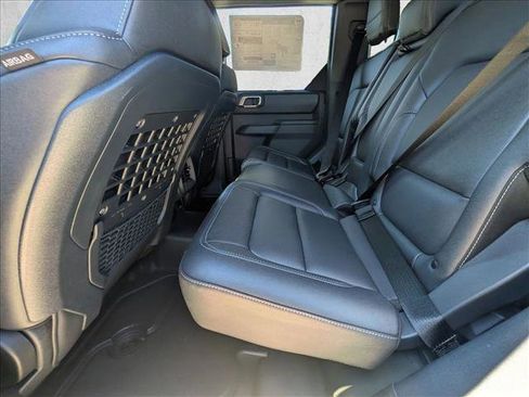 New 2025 Ford Bronco Badlands image 16