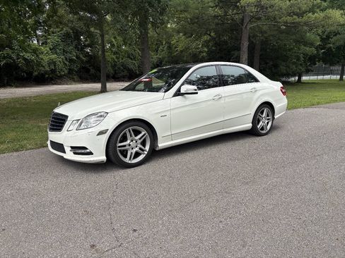 Used 2012 Mercedes-Benz E 350 Sedan w/ Lane Tracking Pkg image 5