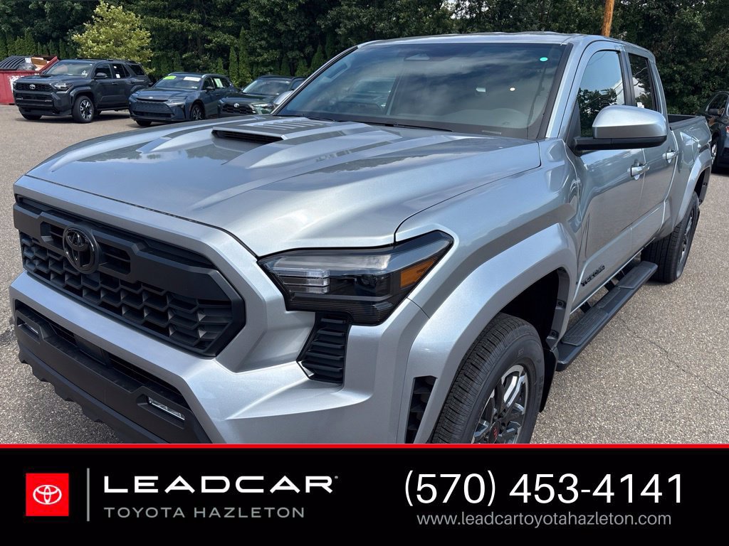 Used 2026 Toyota Tacoma TRD Sport AWD/4WD image 1
