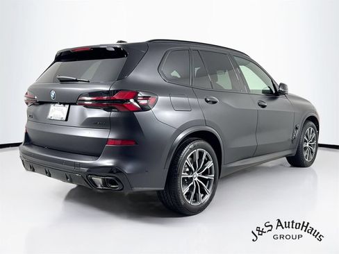 Used 2026 BMW X5 xDrive40i w/ M Sport Package AWD/4WD image 7