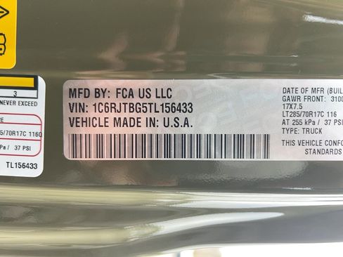 New 2026 Jeep Gladiator Rubicon w/ Safety Group image 25