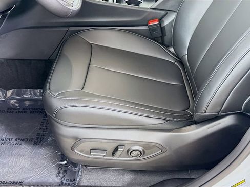 New 2025 Jeep Grand Cherokee L Limited w/ Black Appearance Package image 19