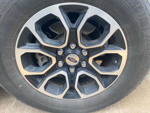 Used 2024 Ford Expedition Max XLT RWD image 7