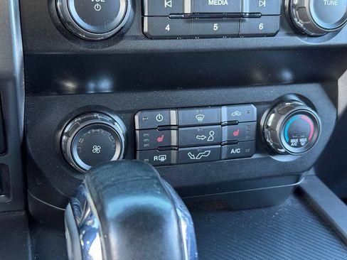 Used 2020 Ford F150 XLT w/ Equipment Group 302A Luxury AWD/4WD image 17