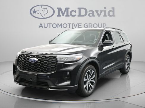 New 2026 Ford Explorer ST-Line RWD image 1