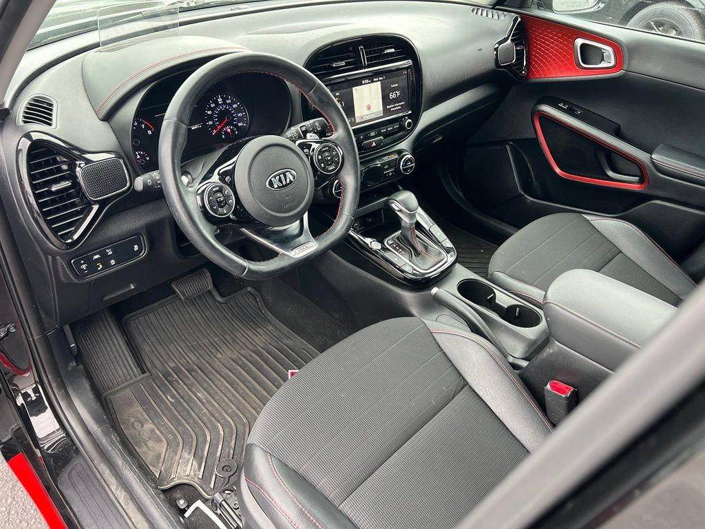 Used 2021 Kia Soul Turbo FWD image 15