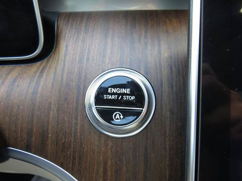 Used 2026 Mercedes-Benz C 300 4MATIC Sedan image 14