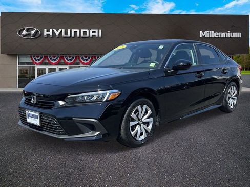 Used 2023 Honda Civic LX image 2
