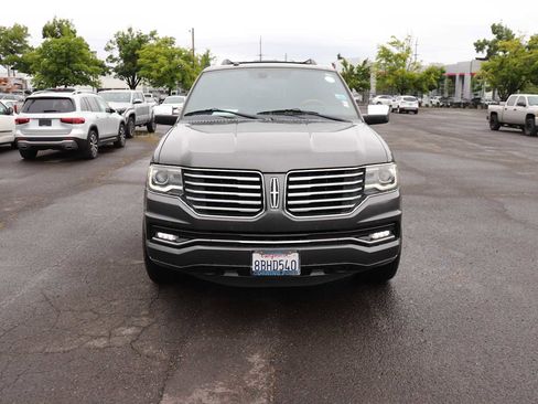 Used 2016 Lincoln Navigator Select AWD/4WD image 2