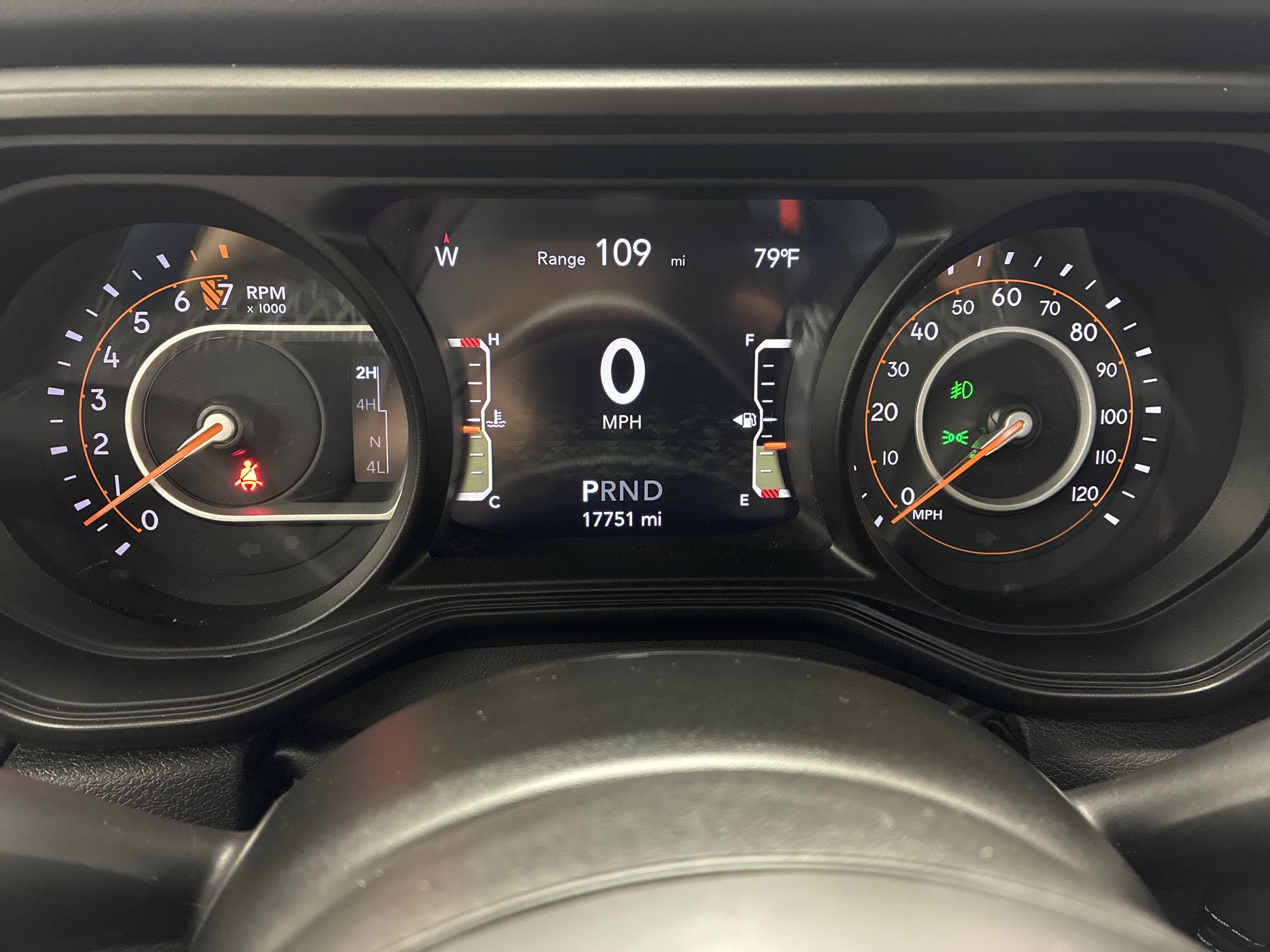 Certified 2025 Jeep Gladiator Sport AWD/4WD image 28