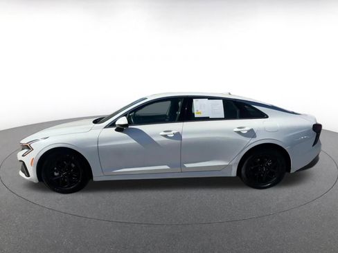Used 2025 Kia K5 LXS image 9