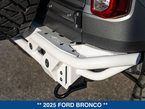 New 2025 Ford Bronco Heritage Edition AWD/4WD image 31