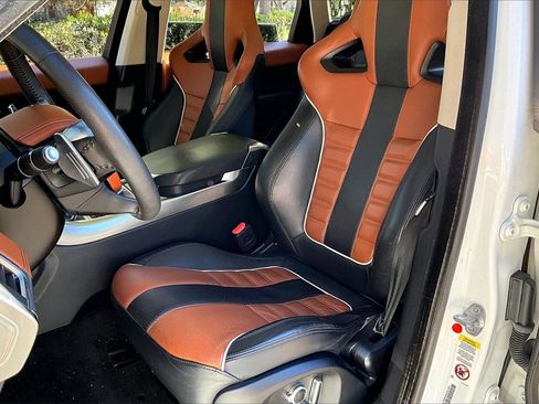 Used 2017 Land Rover Range Rover Sport SVR image 18