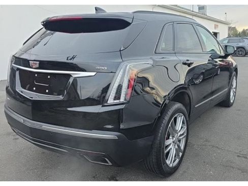 Certified 2023 Cadillac XT5 Sportv image 3