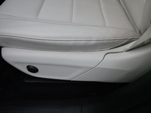 Used 2022 Mercedes-Benz GLE 350 4MATIC image 20