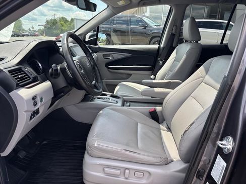Used 2023 Honda Ridgeline RTL-E image 12