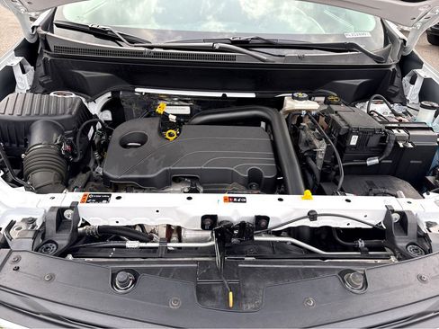 Certified 2024 Chevrolet Equinox LT image 40