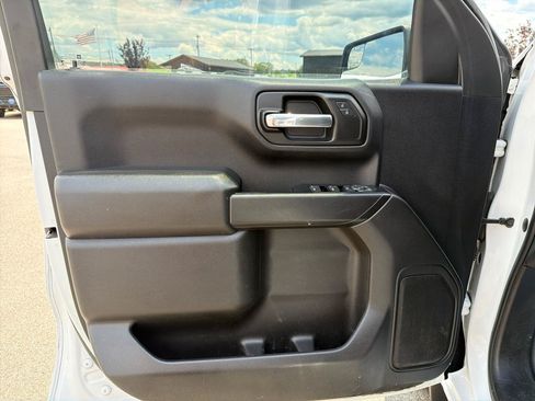 Used 2019 Chevrolet Silverado 1500 W/T w/ WT Convenience Package RWD image 8