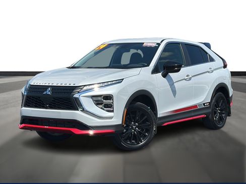 Used 2024 Mitsubishi Eclipse Cross LE image 1