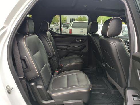 Used 2023 Chevrolet Traverse Premier w/ Redline Edition AWD/4WD image 28
