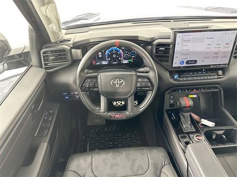 Used 2023 Toyota Tundra Limited image 11