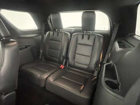 Used 2019 Ford Explorer XLT w/ Equipment Group 202A image 46