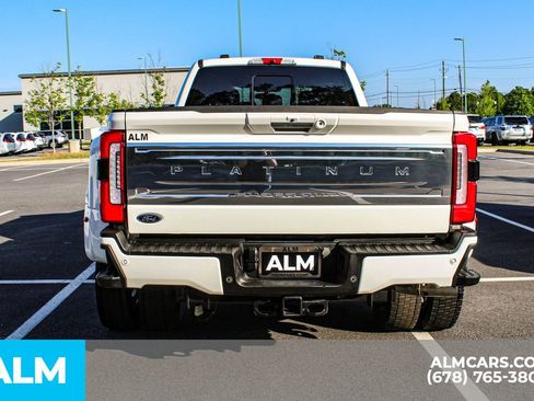 Used 2023 Ford F450 Platinum w/ FX4 Off-Road Package AWD/4WD image 9