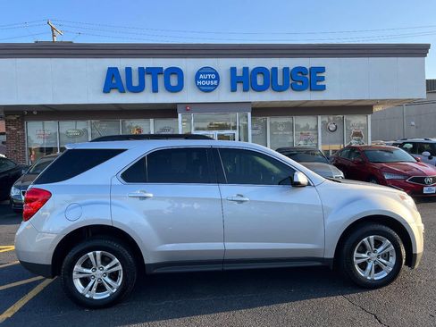 Used 2015 Chevrolet Equinox LT w/ Driver Convenience Package image 9