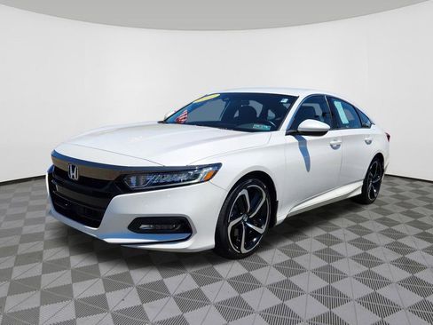 Used 2020 Honda Accord Sport image 2