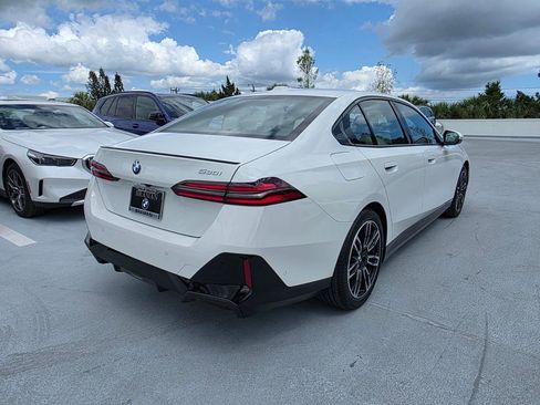 New 2027 BMW 530i RWD image 4