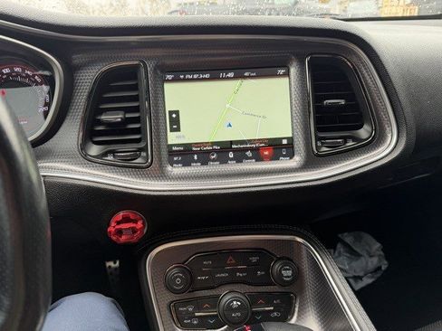 Used 2019 Dodge Challenger SRT Hellcat Redeye image 16