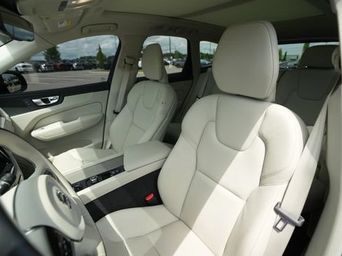 Used 2023 Volvo XC60 B5 Plus w/ Protection Package Premier FWD image 39