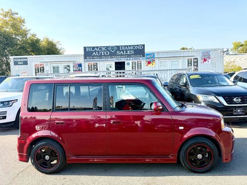 Used 2006 Scion xB image 7