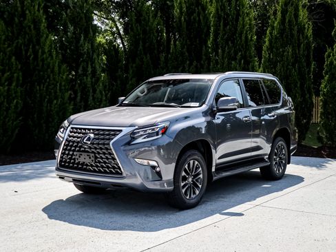 Used 2023 Lexus GX 460 Premium w/ Premium Package AWD/4WD image 5