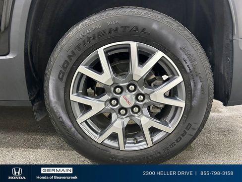 Used 2023 GMC Acadia SLT FWD image 14
