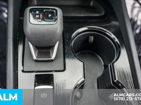 Used 2024 Nissan Rogue SV FWD image 43