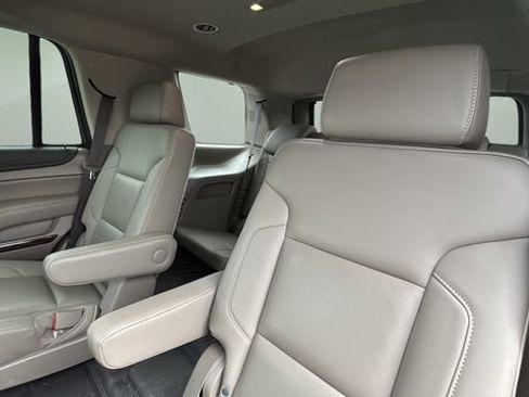 Used 2018 GMC Yukon SLT w/ Open Road Package image 19