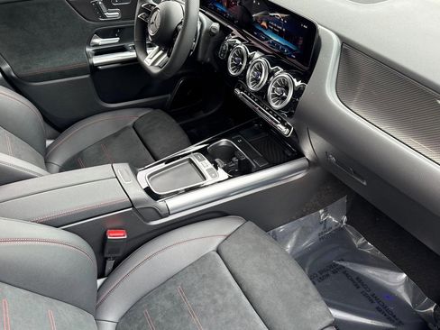 New 2026 Mercedes-Benz GLA 35 AMG 4MATIC image 26