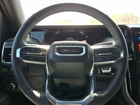 Used 2025 GMC Yukon Elevation image 21