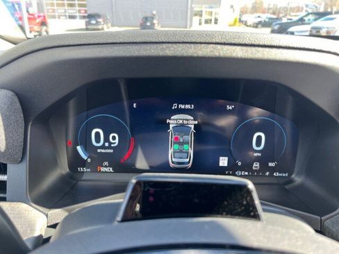 New 2026 Ford Explorer Platinum w/ LUX Leather Package image 18