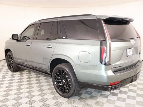 Used 2024 Cadillac Escalade Sport Platinum w/ LPO, ONYX Package AWD/4WD image 25