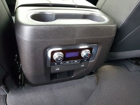 Used 2021 GMC Yukon XL Denali w/ Denali Premium Package image 15