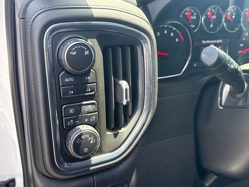 Used 2019 Chevrolet Silverado 1500 RST w/ True North Edition AWD/4WD image 23