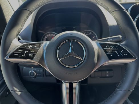New 2025 Mercedes-Benz Sprinter 2500 image 25