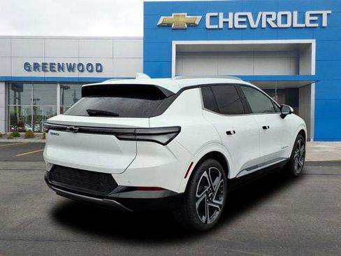 New 2026 Chevrolet Equinox EV LT FWD image 3